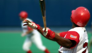 Seattle Mariners Strengthen Roster with Donovan Solano Signing
